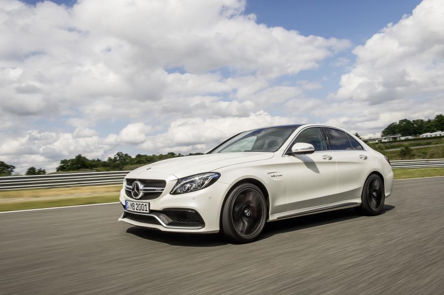  Mercedes-AMG C63 S 2014 года  (фото 6 из 21)